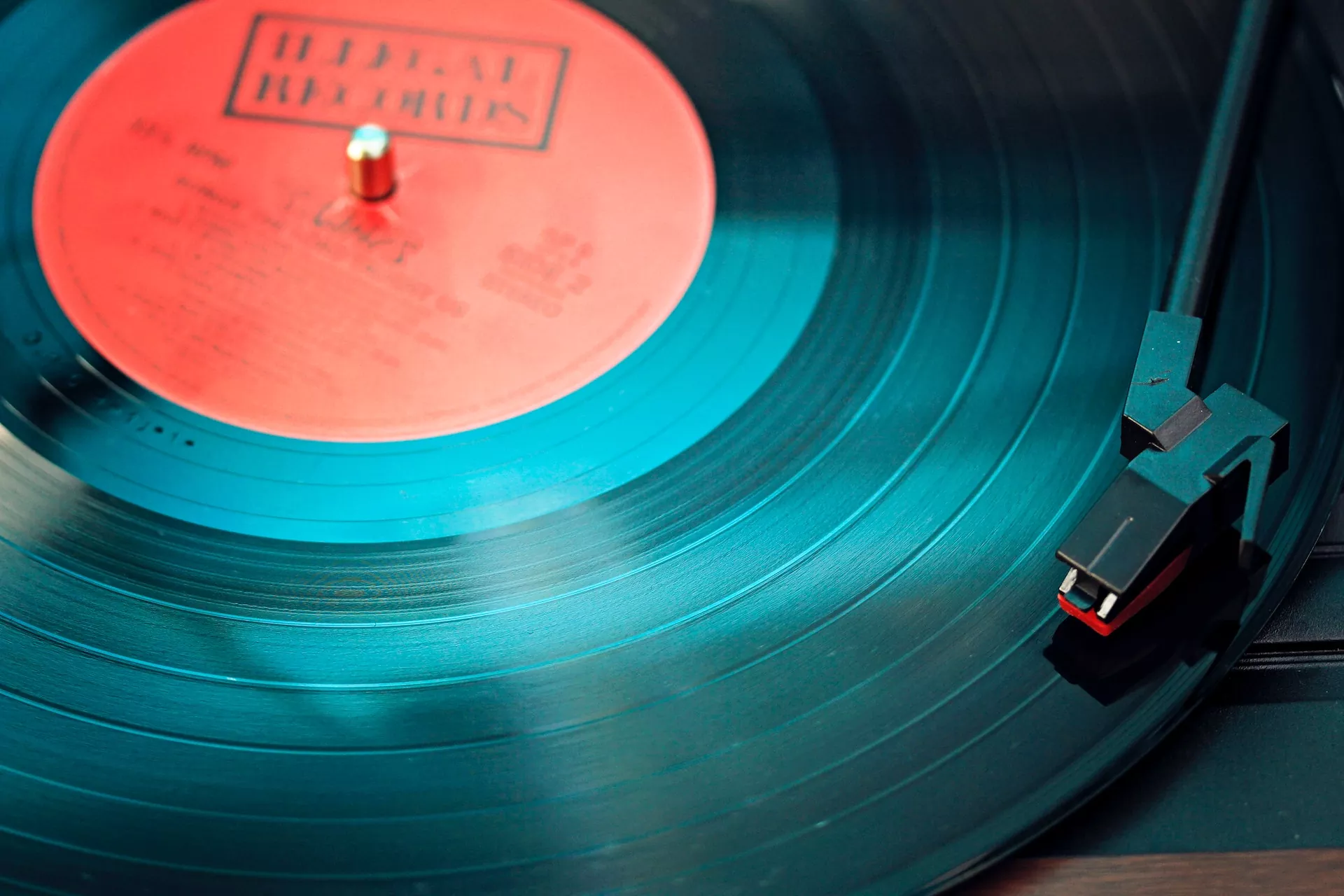 DJ music blog house techno